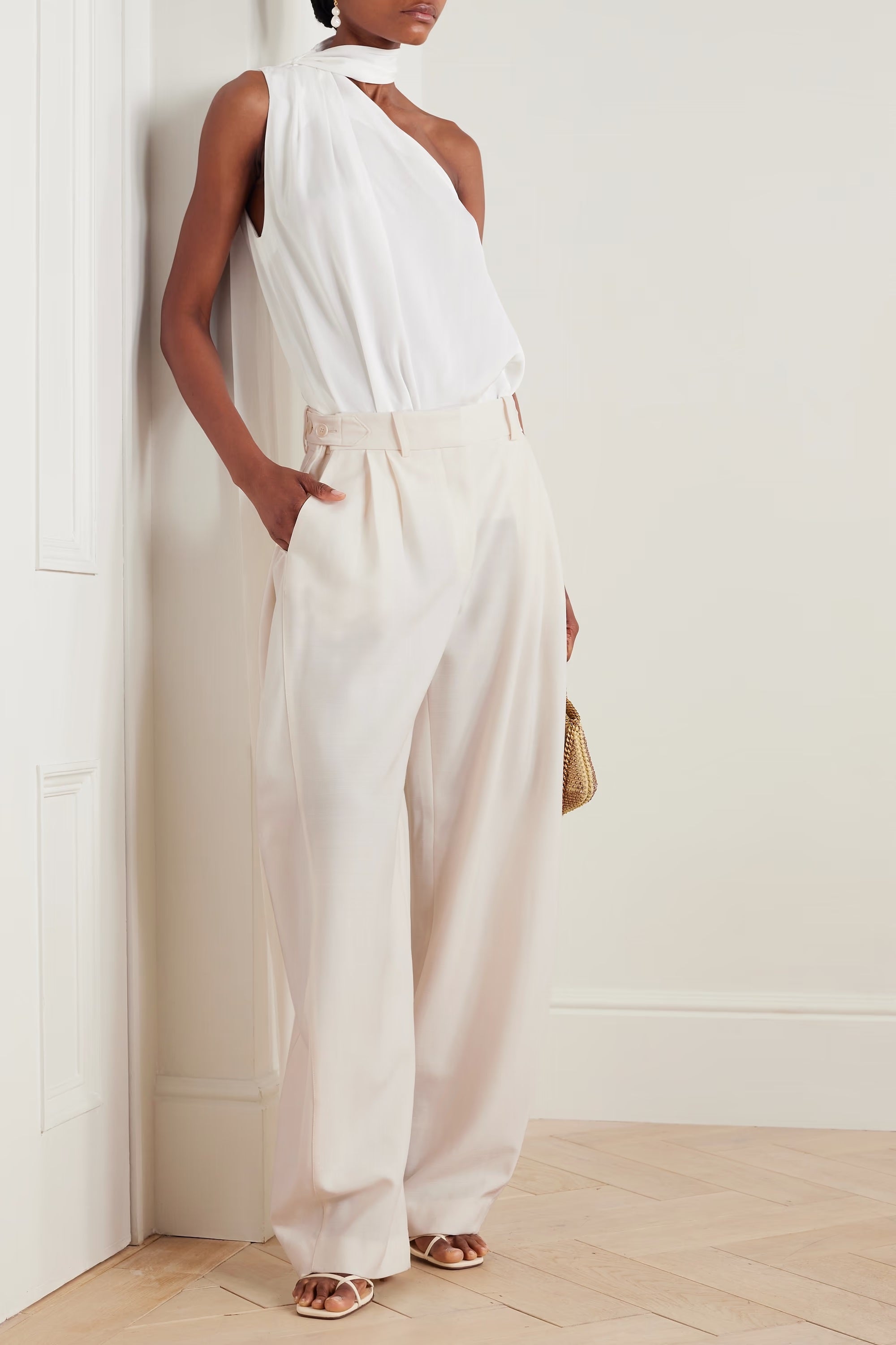 Rashmika Minimalist Asymmetric Set