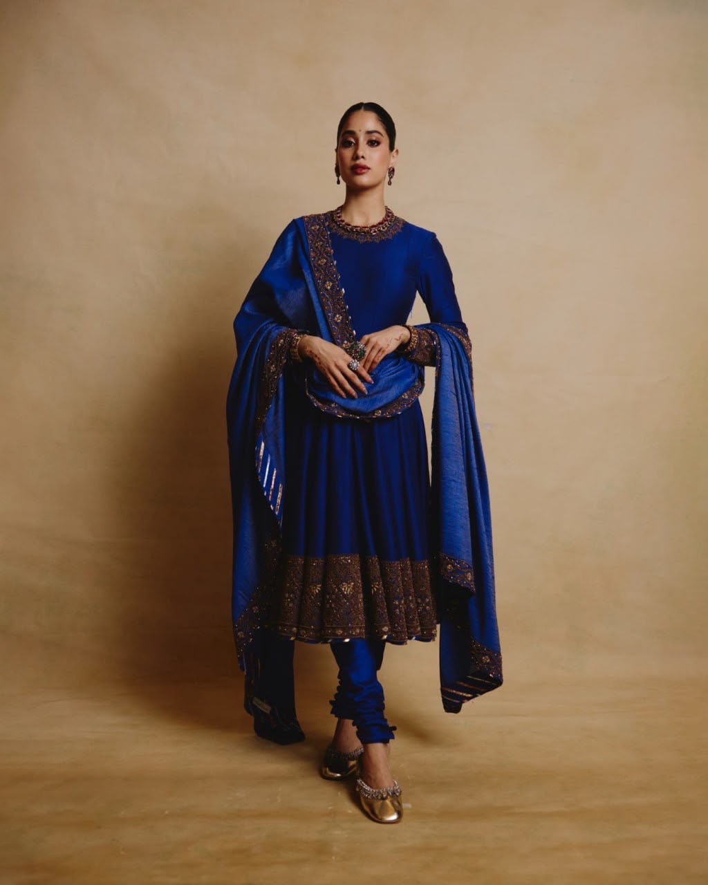 Ratna Anarkali Set