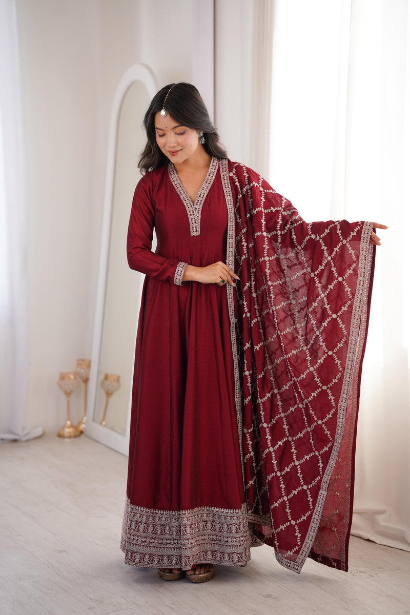 Sarin maroon anarkali