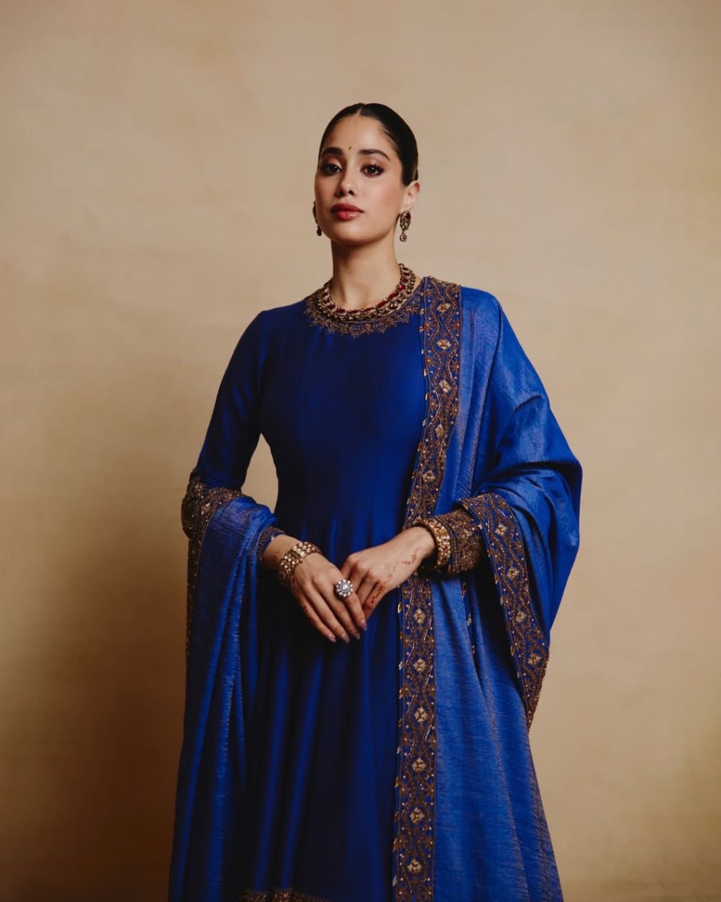 Ratna Anarkali Set