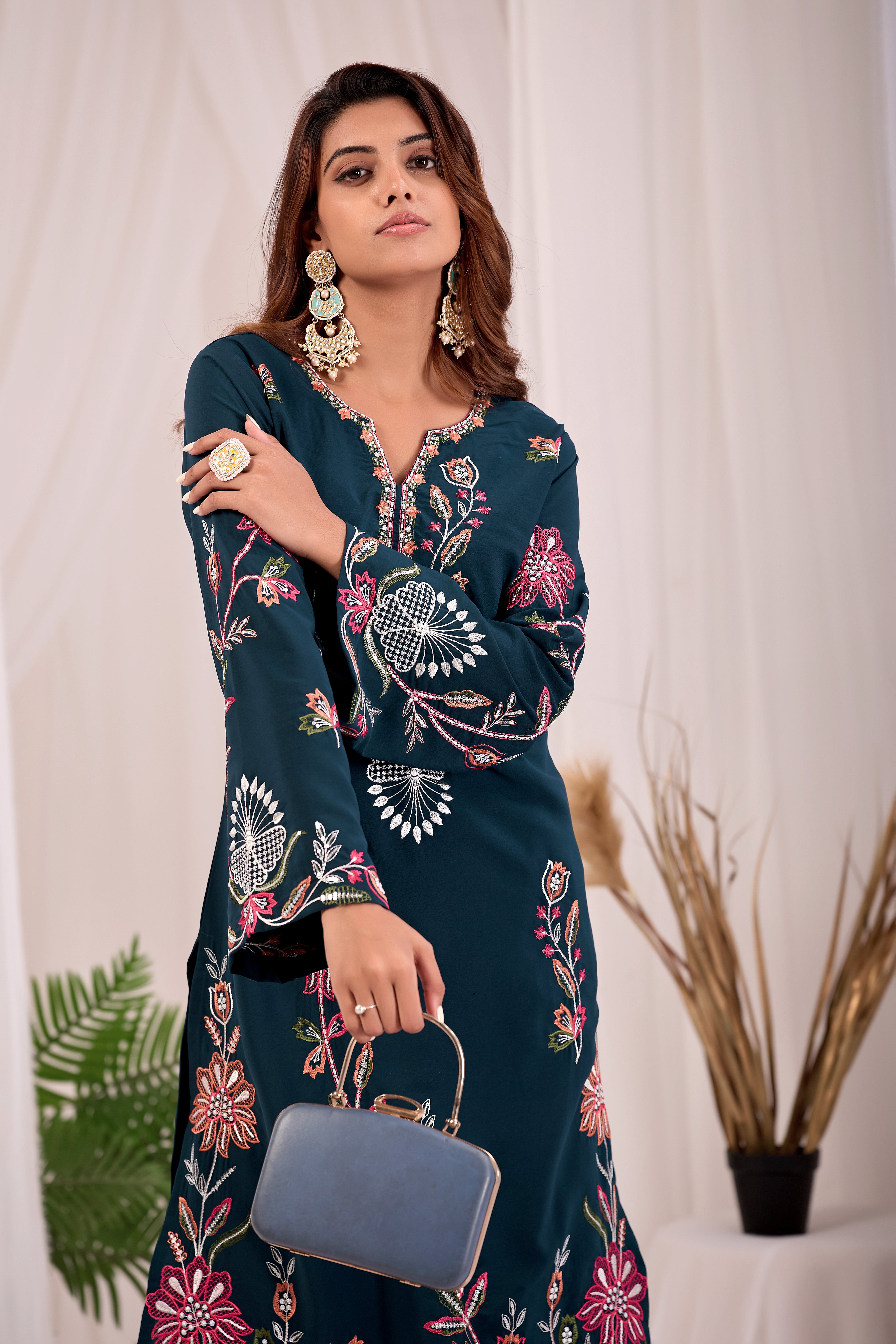 Ruchira Kurta Suit