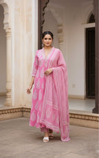 Parineeti Suit Set