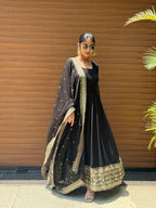 Jhanvi midnight anarkali