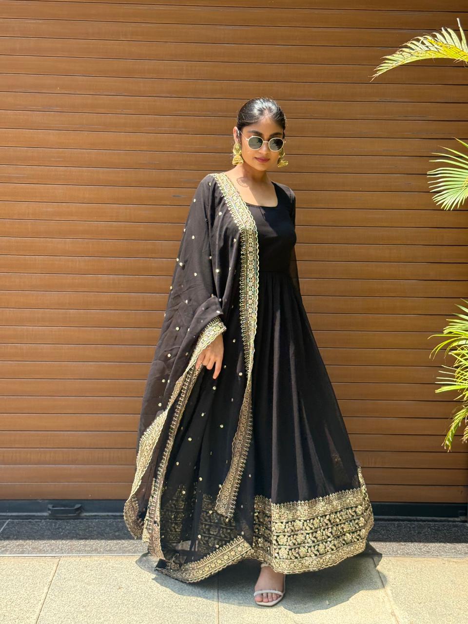 Jhanvi midnight anarkali