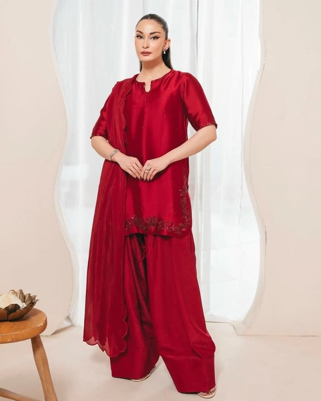 Rakti Farshi Salwar Suit Set