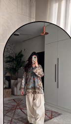 Rida Vintage Tapestry Farshi Salwar Suit