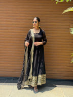Jhanvi midnight anarkali