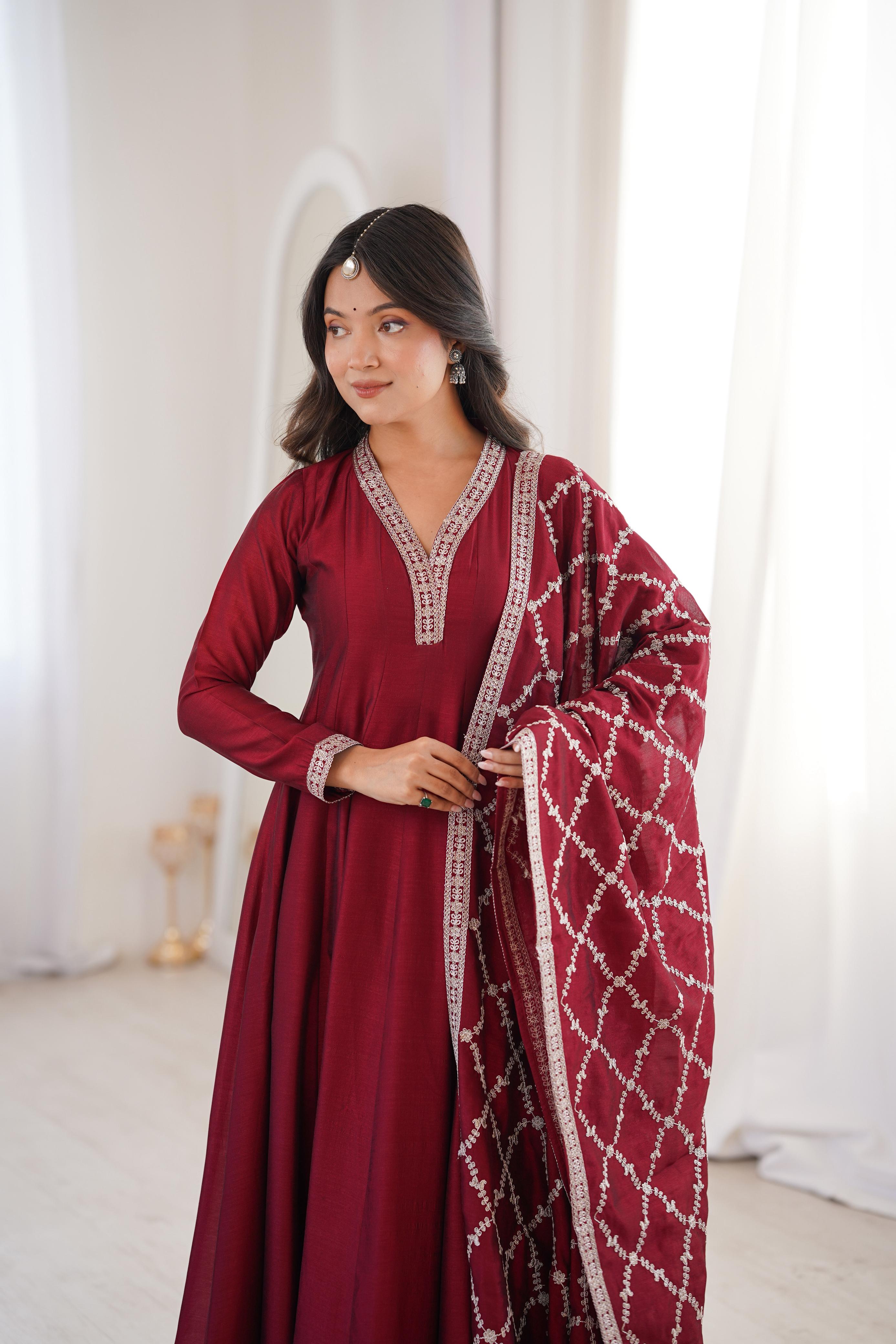 Sarin maroon anarkali
