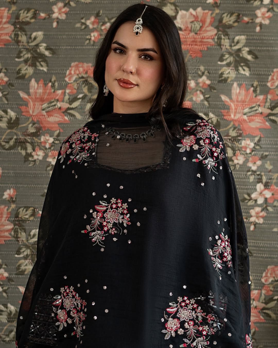 Kajol Farshi Salwaar Suit