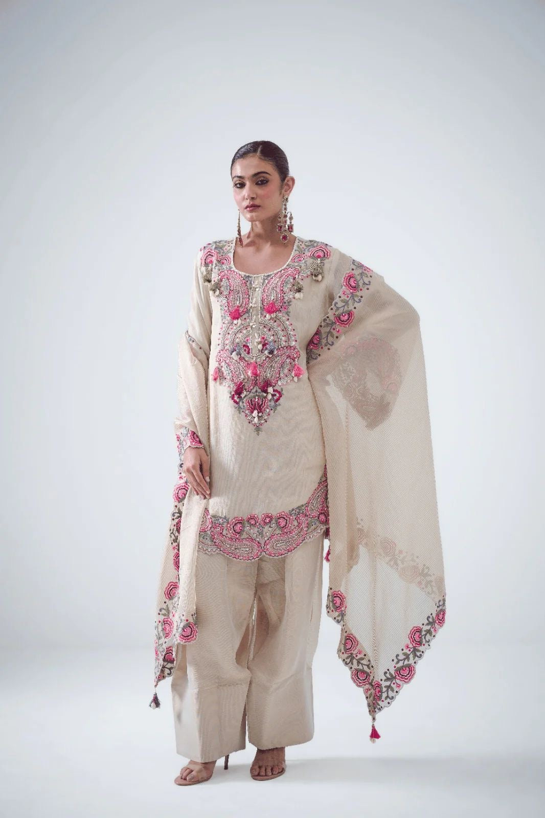 Ribhii Farshi Salwaar Suit Set