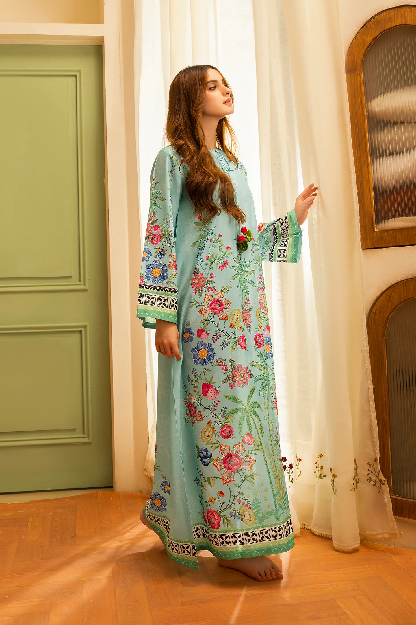 Mint Orchard Phiran Suit Set