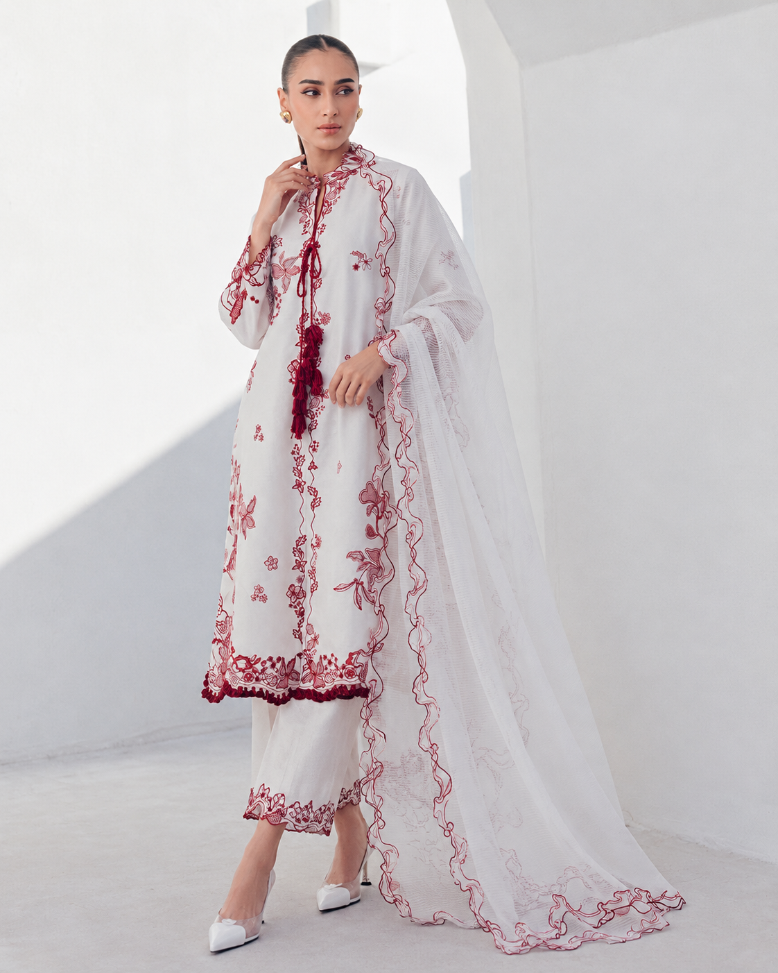 Rajeshwari Embroidered Suit Set