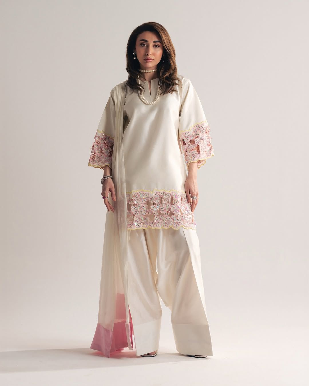 Asees Gulabi Farshi Suit