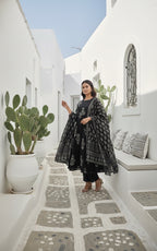 Lovlina Suit Set