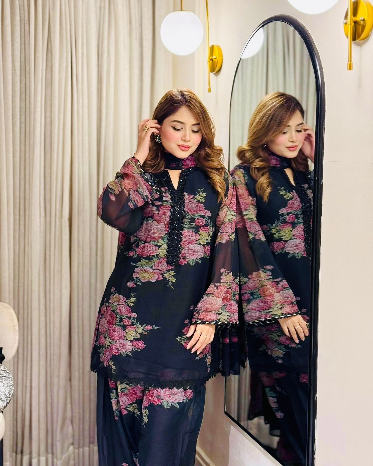 Saba floral farshi suit