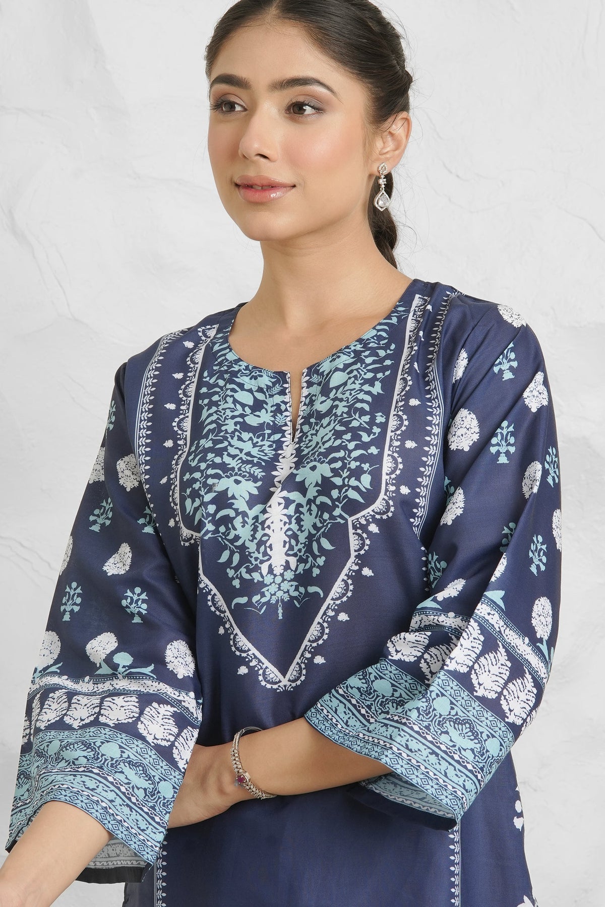Ravya Kurta Set