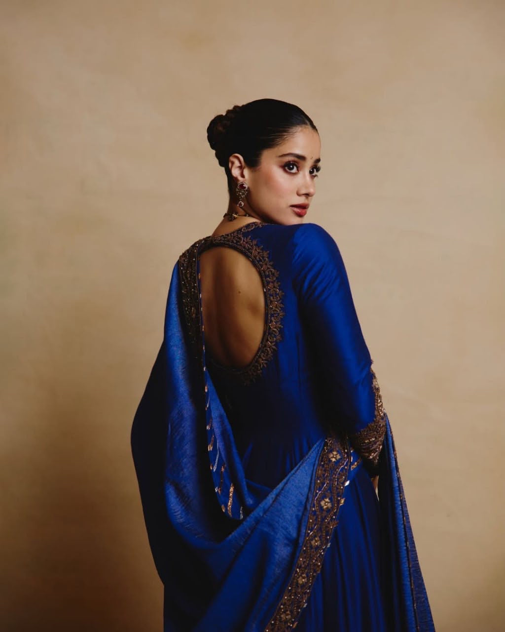 Ratna Anarkali Set