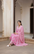 Parineeti Suit Set