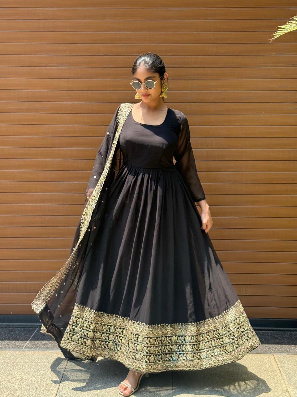 Jhanvi midnight anarkali