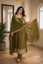 Avira green suit