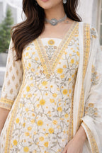Kavita Suit Set