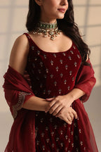 Rajjo straight kurta suit