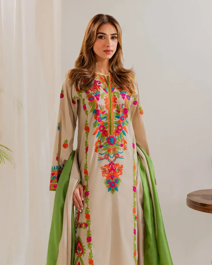 Meadow Ivory Straight Kurta Suit